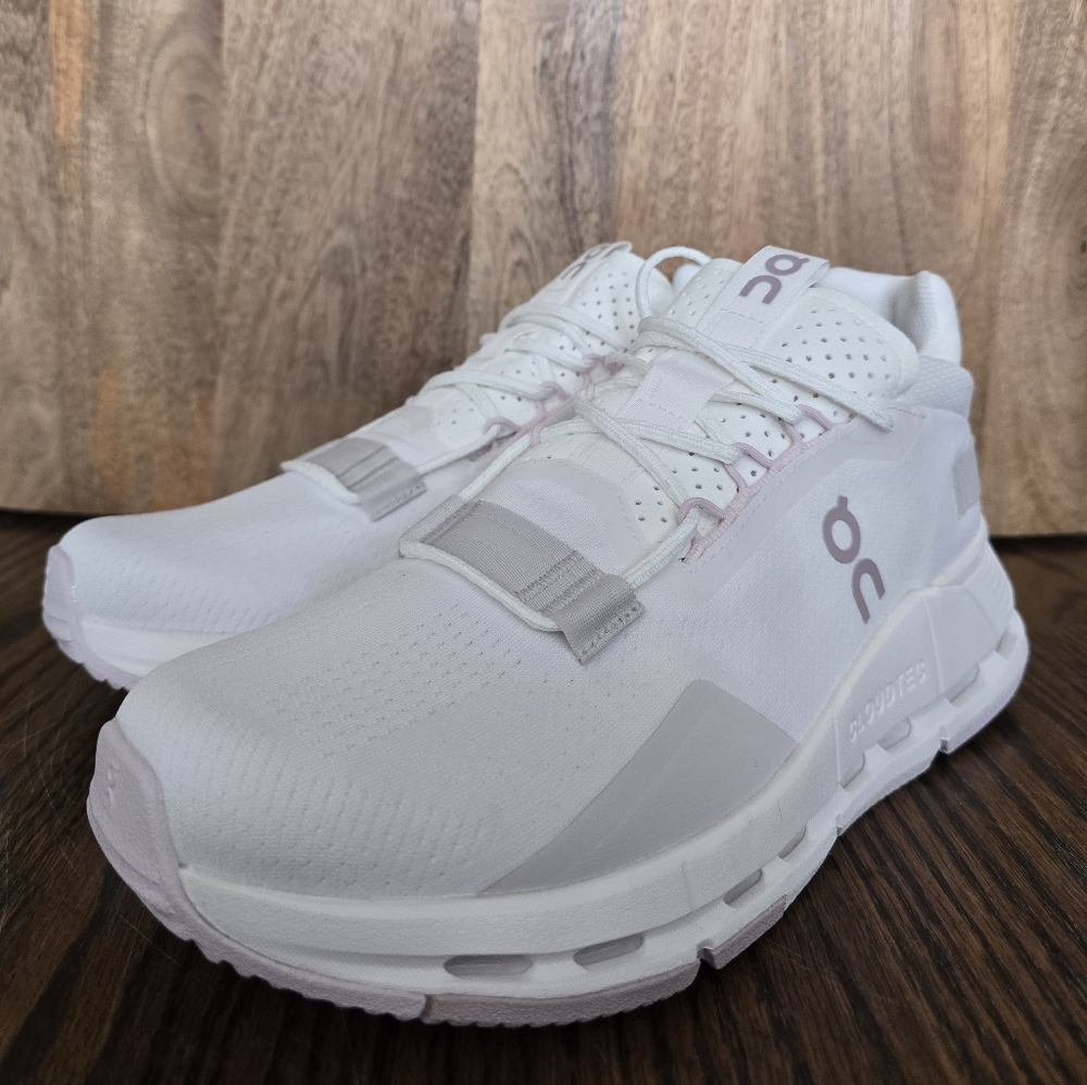 On Cloudnova 2 (Womens) 8.5